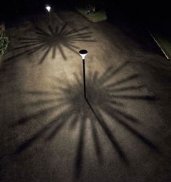 Verschillende effecten op de grond, gecreëerd met de Metronomis LED-armatuur