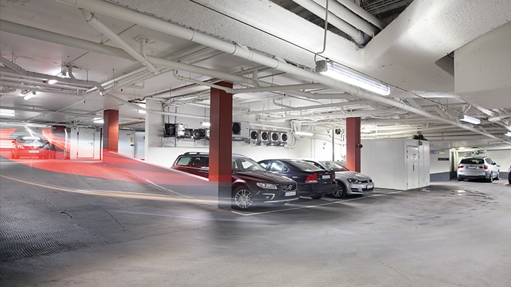 GreenParking van Philips Lighting: optimaliseer parkeergarageverlichting voor voertuigen met behulp van aanwezigheidsdetectie en zonegewijs dimmen