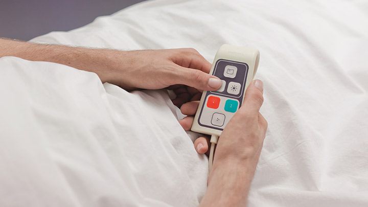 De HealWell afstandsbediening voor patiënten van Philips Lighting verbetert de beleving van patiënten met eenvoudig te personaliseren verlichting