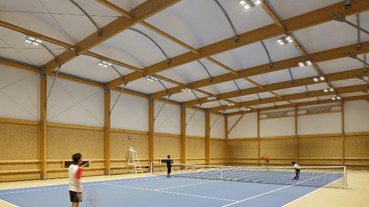Verlichting voor binnentennisbanen - LED-schijnwerpers voor binnen