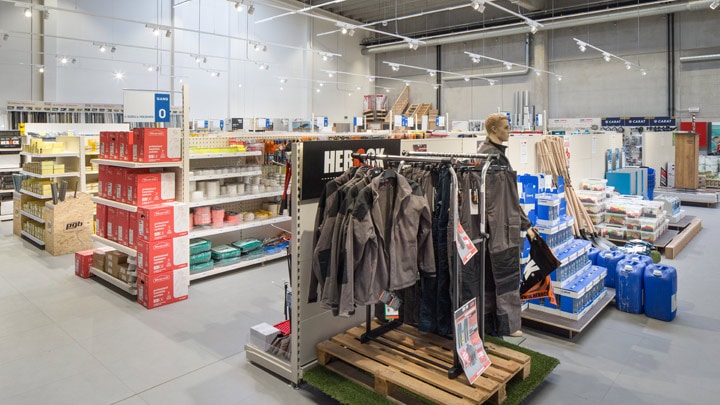 Totale slimme LED-verlichtingsoplossing bij Gedimat De Groote te Gent. Verlichting voor kantoren, magazijnen en winkels.