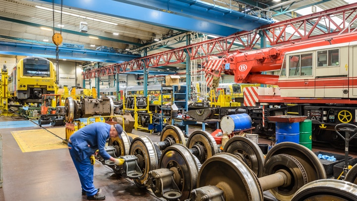 Intelligente LED-verlichting systeem GreenWarehouse bij de tractiewerkplaats van NMBS te Charleroi