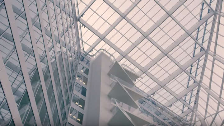 The Edge: efficiënter gebouwenbeheer door strategisch datagebruik  | Philips Connected office lighting  