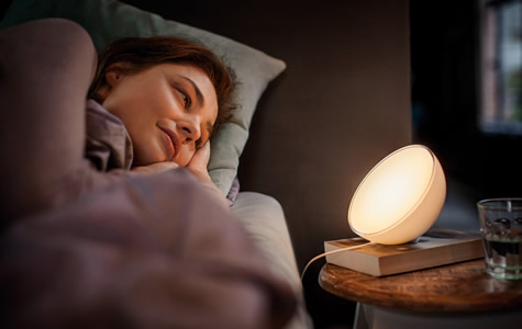 wandelen breng de actie meesterwerk Met draagbare LED-verlichting baadt je huis in een warme gloed